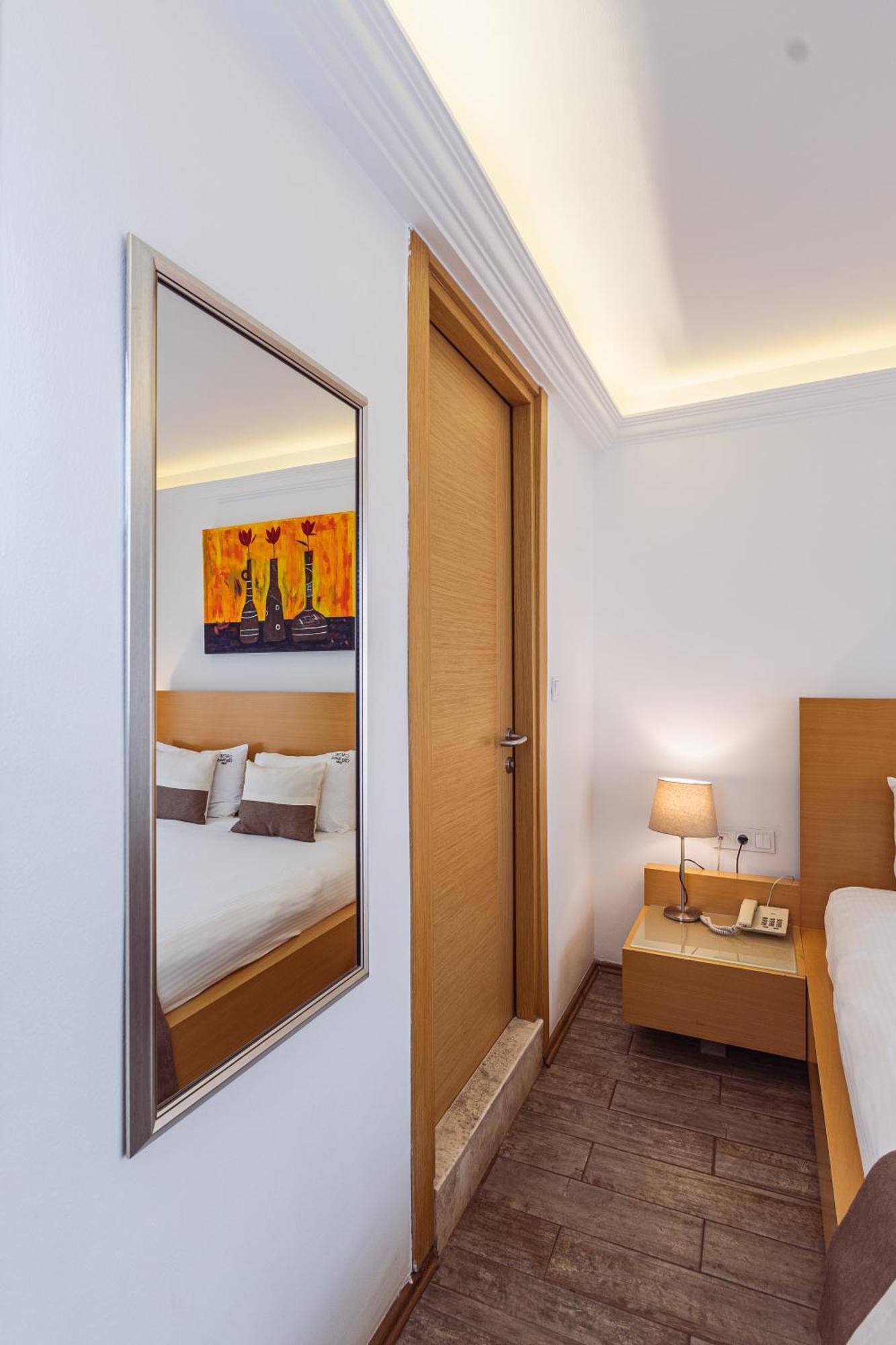 Mb City Hotel อิซมีร์ ภายนอก รูปภาพ